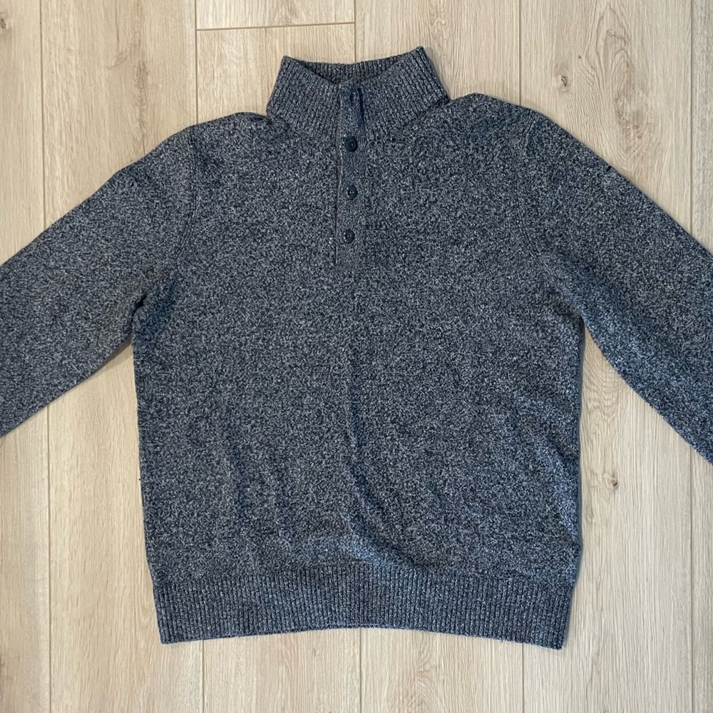 GAP Men's Charcoal Sweater